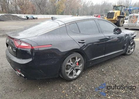 2018 Kia Stinger Gt z USA, uszkodzony, nr VIN KNAE35LC9J6015625